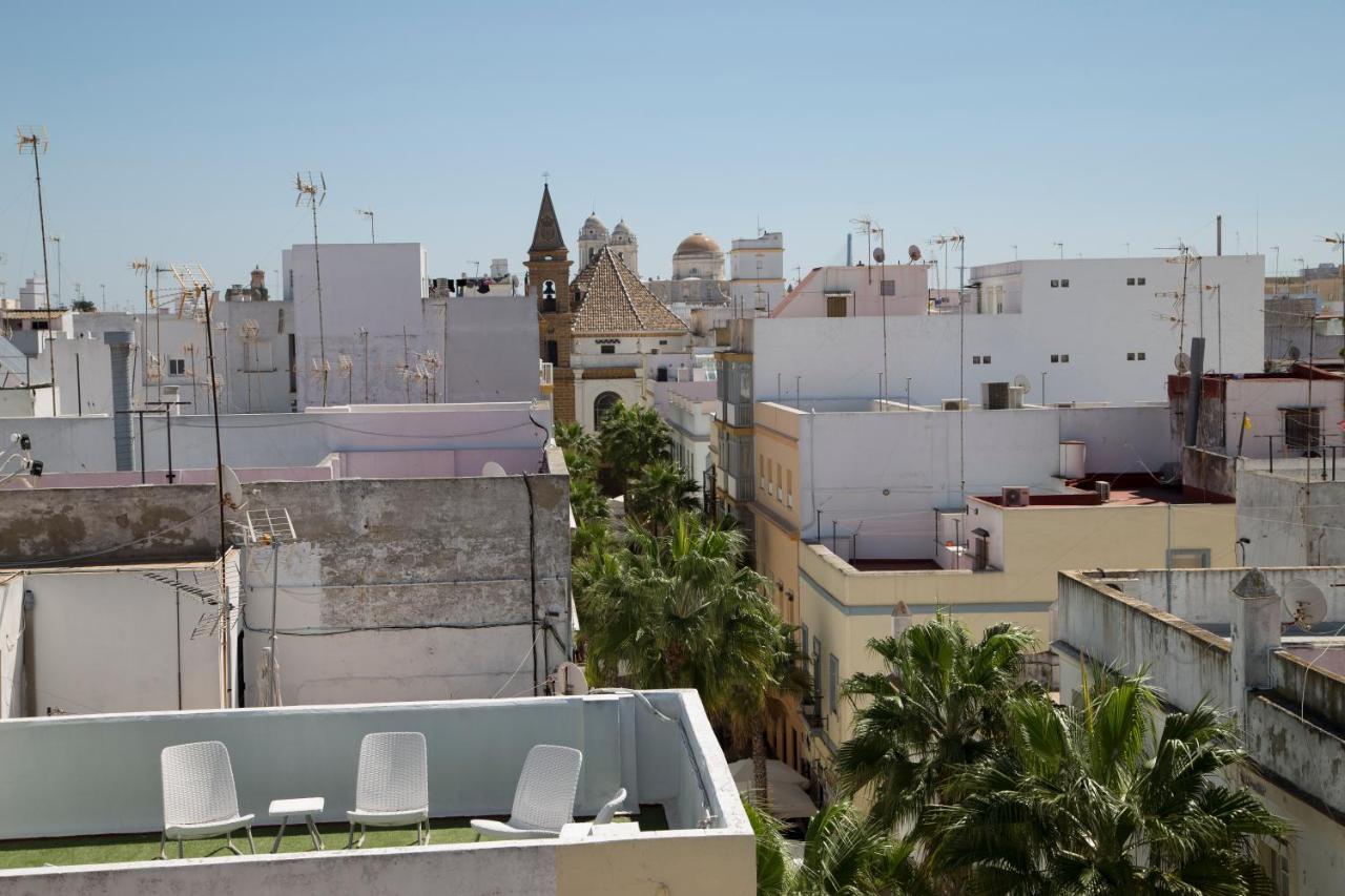 Apartamento The Traveller'S House Con Vistas A Playa La Caleta Cádiz Exterior foto